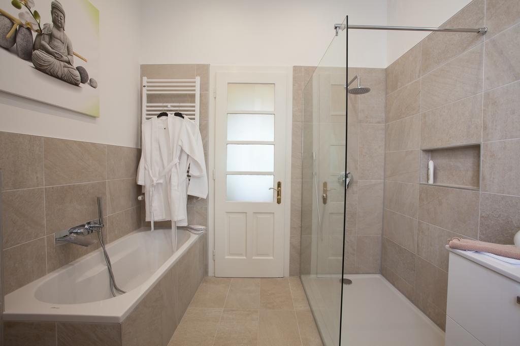 Business Appartements "Villa Muenz" Pula Room photo